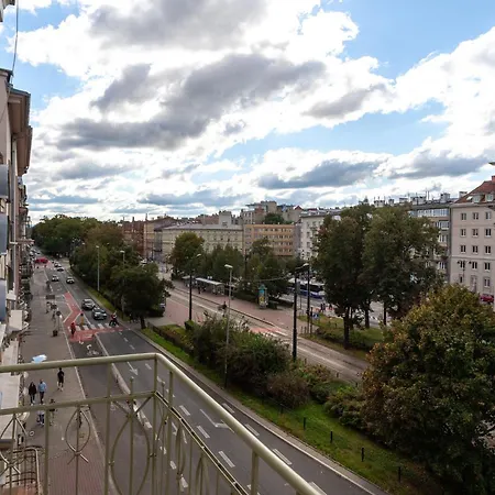 Charming Loft In The Old Town *